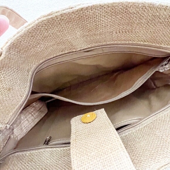 Vintage Woven Straw Handbag Tote Seashell Rattan Travel Beach Boho Aloha 70s 80s - Picture 9 of 13